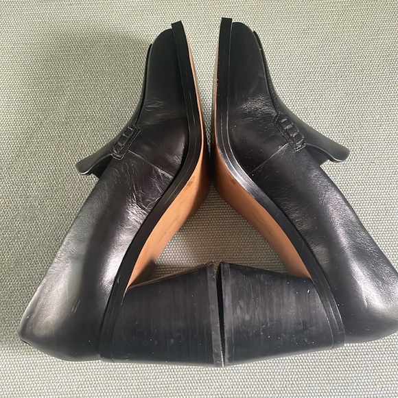 Vince Camuto Black leather shoes with Polished Finish - Picture 5 of 7